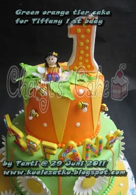 Kue Ulang Tahun Anak | CupCake | Birthday Cake: Green Orange tier ...