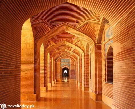 Stunning Interior Design at Shahjahan Mosque