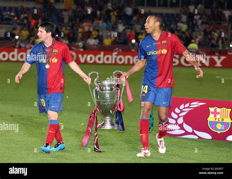 LIONEL MESSI & THIERRY HENRY BARCELONA V MANCHESTER UNITED STADIO ...