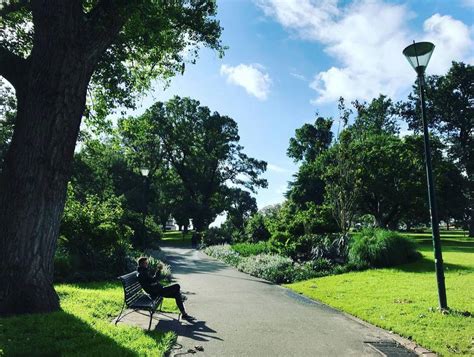 Melbournes History: The Flagstaff Gardens - Guidebook Melbourne ...