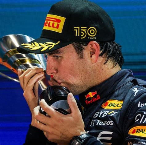 Red Bull's Sergio Perez Wins Formula 1 Singapore Grand Prix