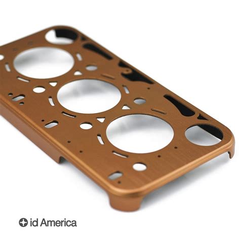 Id America Gasket Brushed Aluminum iPhone 4 Case | Gadgetsin