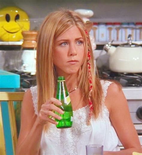 16 Rachel Green Hairstyles To Recreate