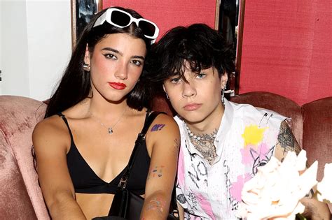 Charli D'Amelio's Boyfriend Throws Major Shade at Her - HollyWire