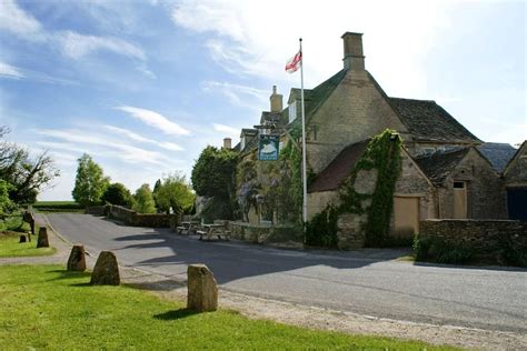 TOP 50 PUBS IN THE COTSWOLDS | Cotswolds, The swan inn, Pub