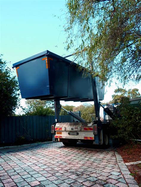 The Importance of Sealing Your Dumpster - Waste Removal USA