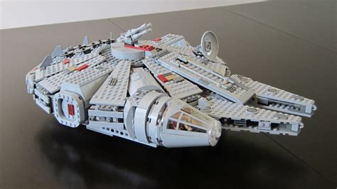 Eternal Ephemeron: Lego Star Wars 7965 Millennium Falcon