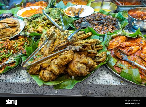 Kuala Lumpur, Malaysia, Food on sale at night market Stock Photo - Alamy