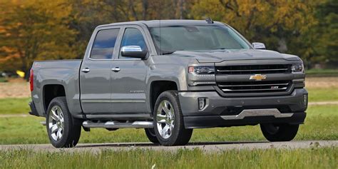 2018 Chevrolet Silverado 1500 Review, Pricing, and Specs