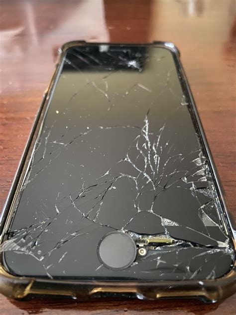 Apple Somerset - A Better Way to Repair Broken iPhone Screen ...