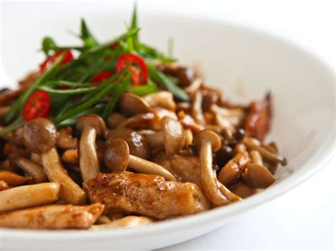 Brown Beech Mushroom and Chicken Stir Fry | Tasty Kitchen: A Happy ...