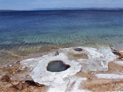 Lakeshore Geyser, beside Yellowstone Lake: the Southeast, Yellowstone ...