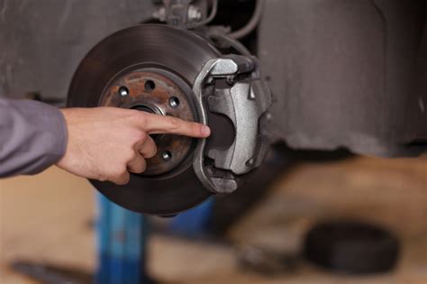 When Do Brake Pads Need to Be Replaced? - Meineke Car Care