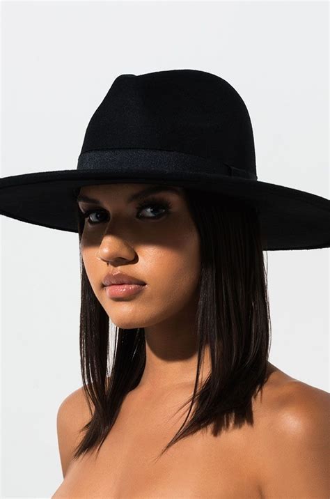 AKIRA Label Smooth Wool Wide Brim Fedora Hat, In Black | Outfits with hats, Black wide brim hat ...