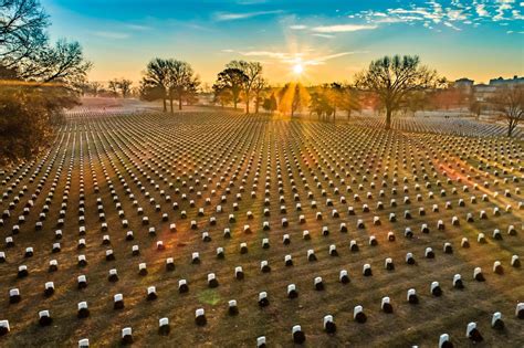 Jefferson Barracks National Cemetery : r/AerialPorn