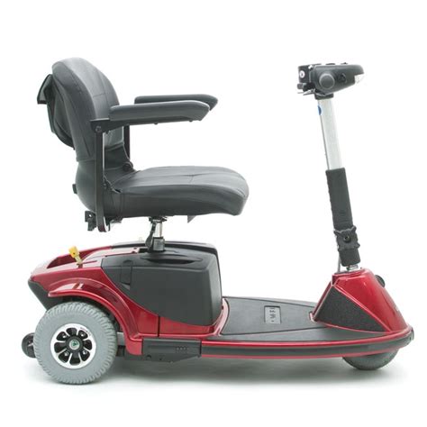 Pride Revo 3-Wheel - Pride 3-Wheel Full Size Scooters