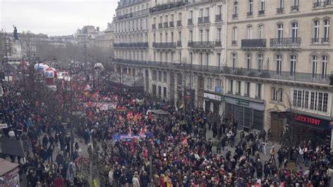 Eiffel Tower forced to close as fresh strikes get under way in France ...