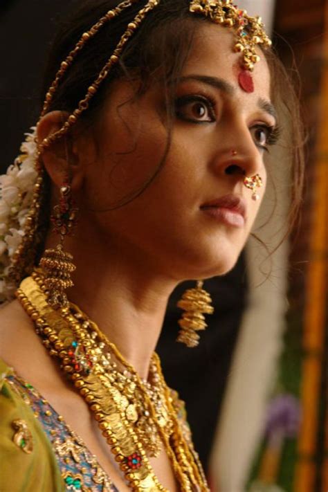 indian movies: Anushka Shetty in Arundhati.