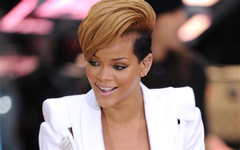 Rihanna Just Took Her New Honey-Blonde Hair Out on the Town | Marie Claire