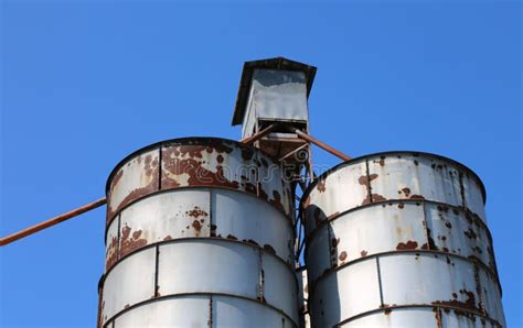 646 Abandoned Silos Stock Photos - Free & Royalty-Free Stock Photos ...