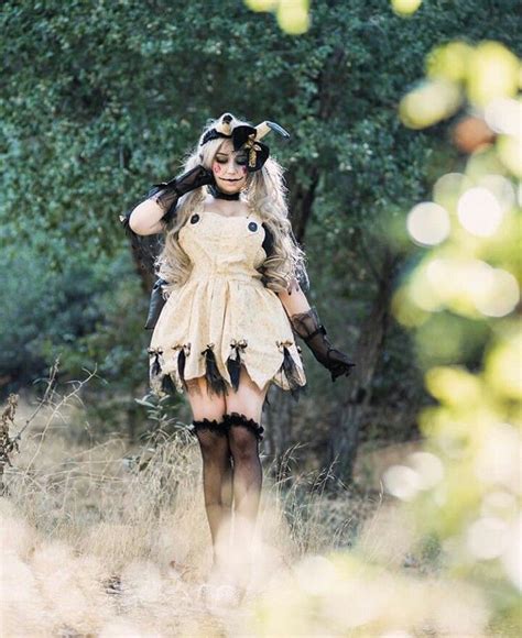 Mimikyu | Pokemon cosplay, Mimikyu, Cosplay