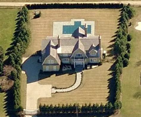 Rudy Giuliani house profile - home photos, rare facts and info - Water ...