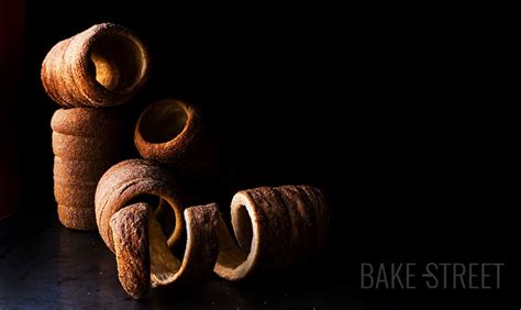 Kürtőskalács, Trdelnik or Trdlo recipe - Bake-Street.com