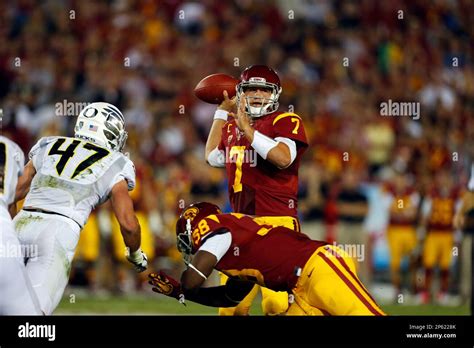 November 03, 2012: USC Trojans quarterback Matt Barkley #7 throws a ...