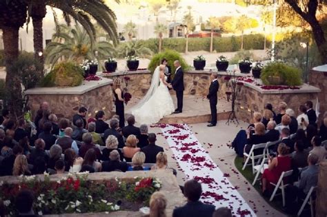 wrigley mansion wedding photos - Google Search | Wedding shots, Wedding photos, Mansion wedding