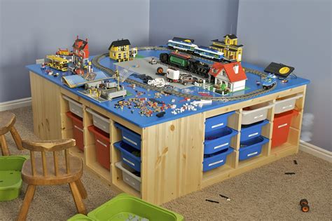 Christmas LEGO Table | This is the table I built for my kids… | Flickr