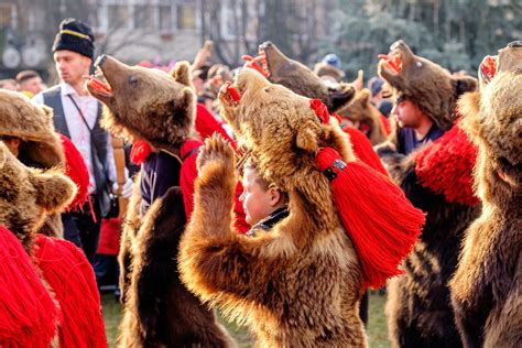 Festività di dicembre in tutto il mondo: la Danza dell'orso e le ...