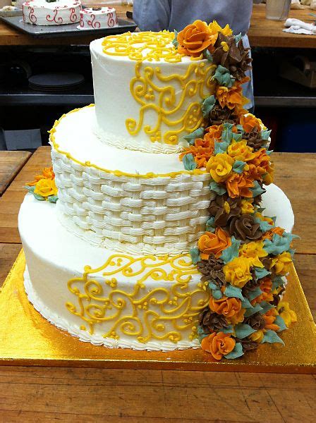 Does Whole Foods Make Custom Cakes - BREWRQ