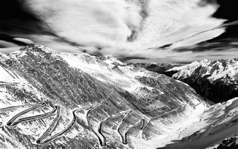 ITALIAN CYCLING JOURNAL: Passo dello Stelvio by Jered Gruber