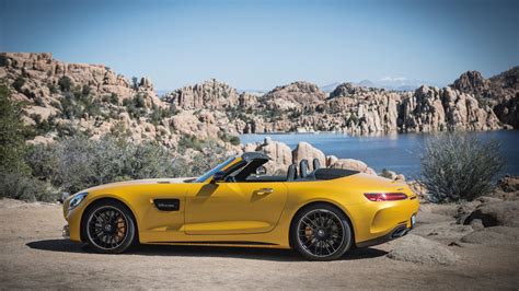 Mercedes-AMG GT C Roadster Review - GTspirit