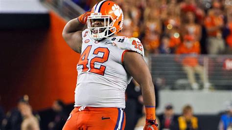 Christian Wilkins NFL Draft profile: Everything to know about ...