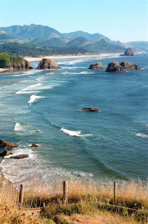 14 Things to do in Seaside Oregon (+Where to Stay) | The Whole World Is A Playground