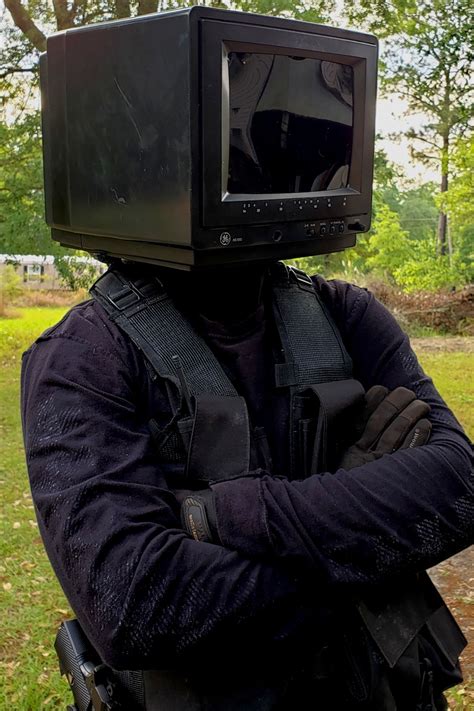 TV Head Object Head Cosplay TVHead Cosplay Monitor Head | Tv head, Object heads, Cosplay