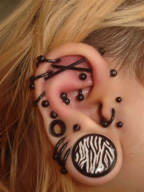 50 Beautiful Ear Piercings | Cuded | Multiple ear piercings, Labret ...