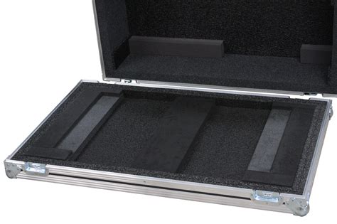 Behringer x32 Compact ATA Case-w/ wheels and doghouse