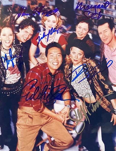 That '80s Show Cast Signed Photo | EstateSales.org