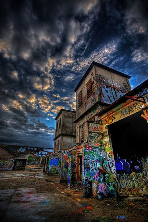 Gallery: 24 Beautiful HDR Photos of Abandoned Places | Urbanist