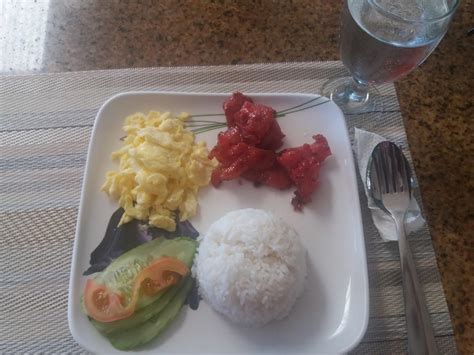 Bahay Kubo at Emerald Playa restaurant, Puerto Princesa - Restaurant reviews