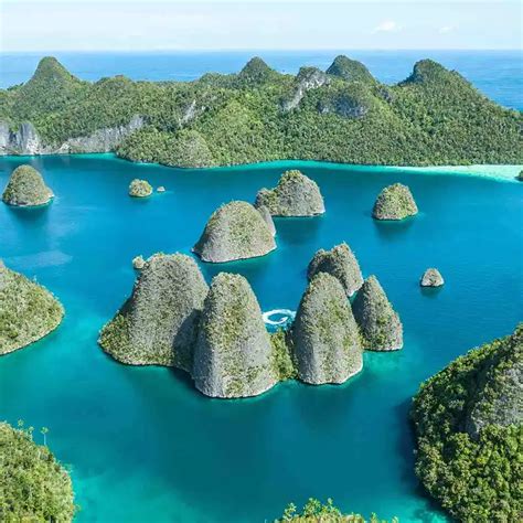 10 Barang yang Perlu Dibawa saat Wisata ke Raja Ampat - IndonesiaJuara