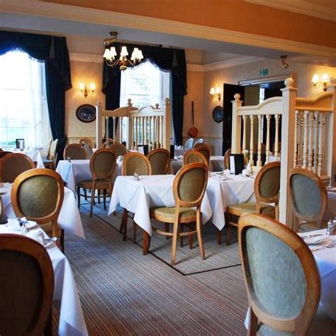 Lamphey Court Hotel Restaurant, dining and eating information around ...