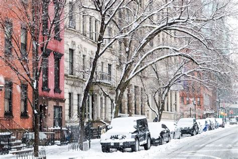 Winter Street Scene in New York City Stock Image - Image of streets, snowing: 130728989