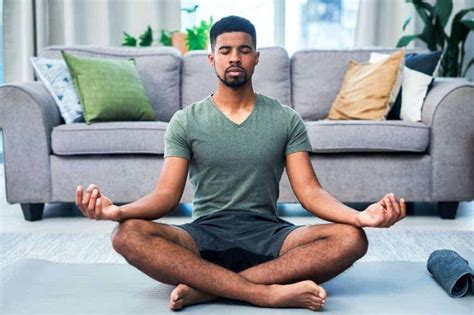 10 Best Meditation Techniques for Beginners in (2022)