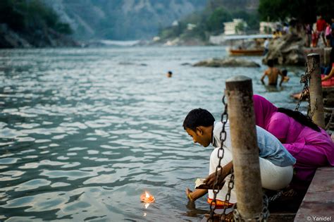 Rituals by the Ganges - Yanidel