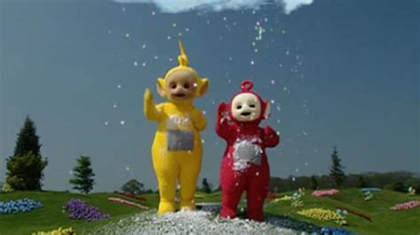 Watch Classic Teletubbies Season 5 Episode 11 : Snow Fun With Teletubbies - Watch Full Episode ...