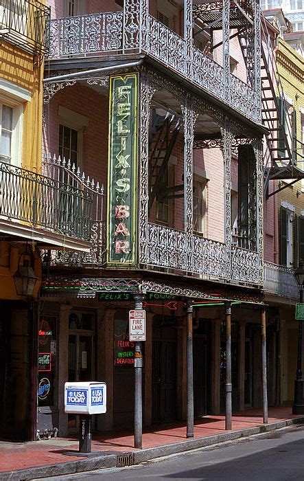 best bourbon street bars