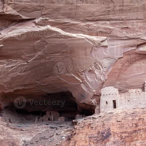 Mummy Cave Ruins Canyon del Muerto 6616082 Stock Photo at Vecteezy